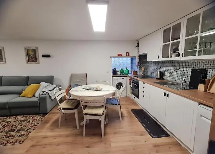 Sintra Cottage シントラ
