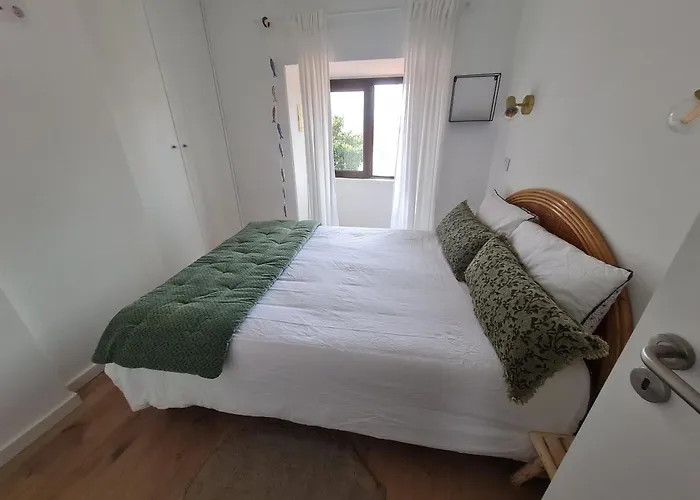 Sintra Cottage *